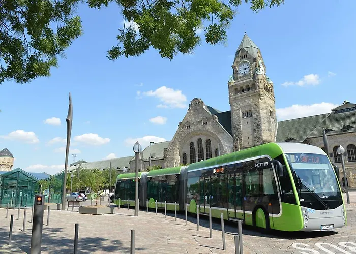 公寓 Appart Hotel Marcopolo Metz Centre - Vue Cathedrale - 2 Chambres - 78M2 - Situation Exceptionnelle - Classement Officiel 4 Etoiles 梅斯